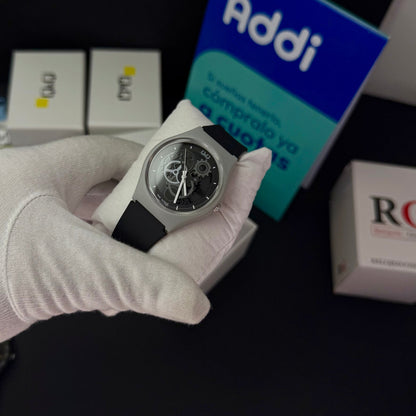 QyQ SUMERGIBLE TIPO SWATCH UNISEX ORIGINAL REF-V39A-505VY