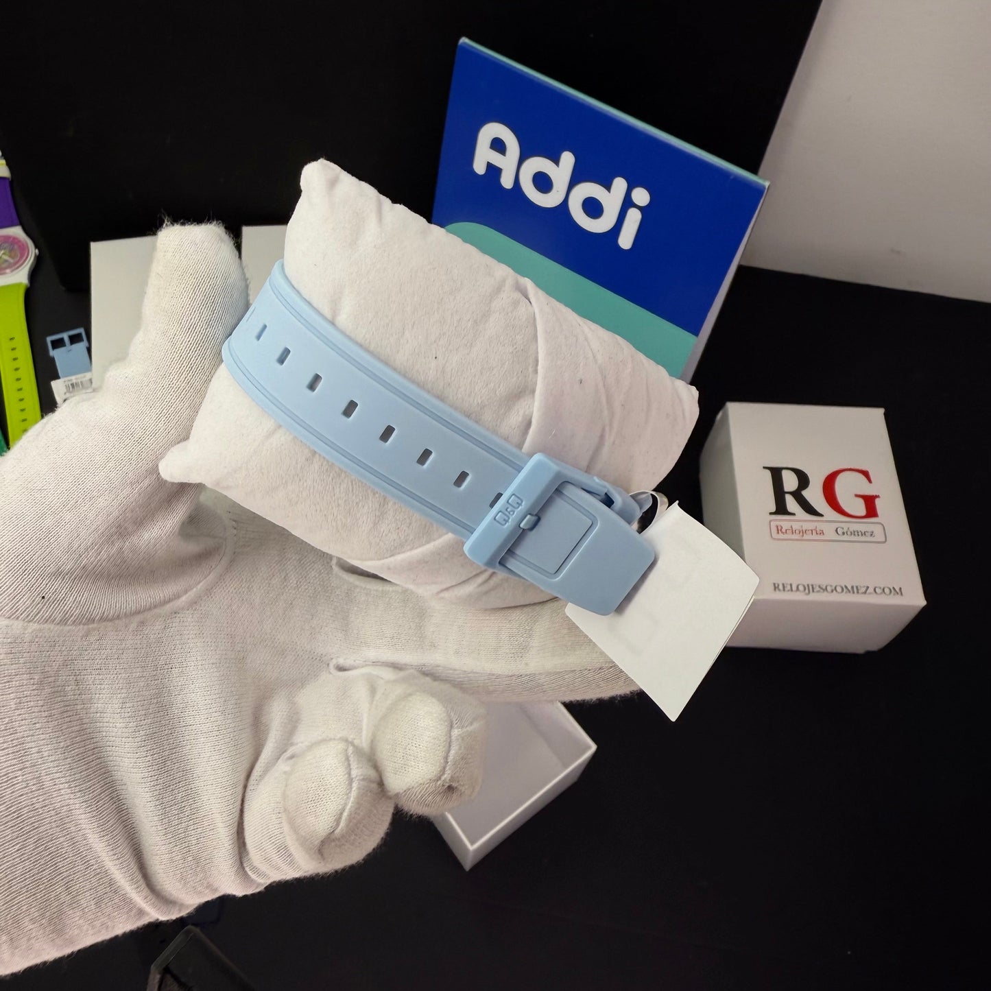 QyQ SUMERGIBLE TIPO SWATCH UNISEX ORIGINAL REF-V41A-503VY