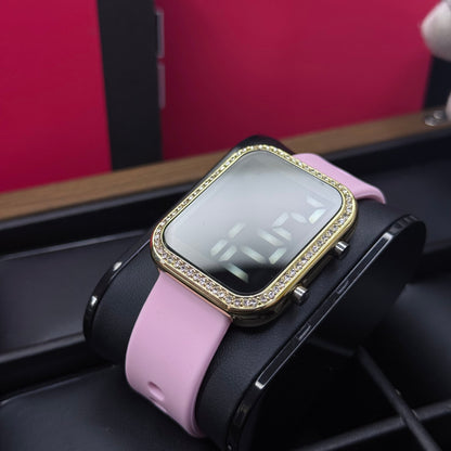 RELOJ DIGITAL ESTILO CUBANO PARA DAMA REF-RDN