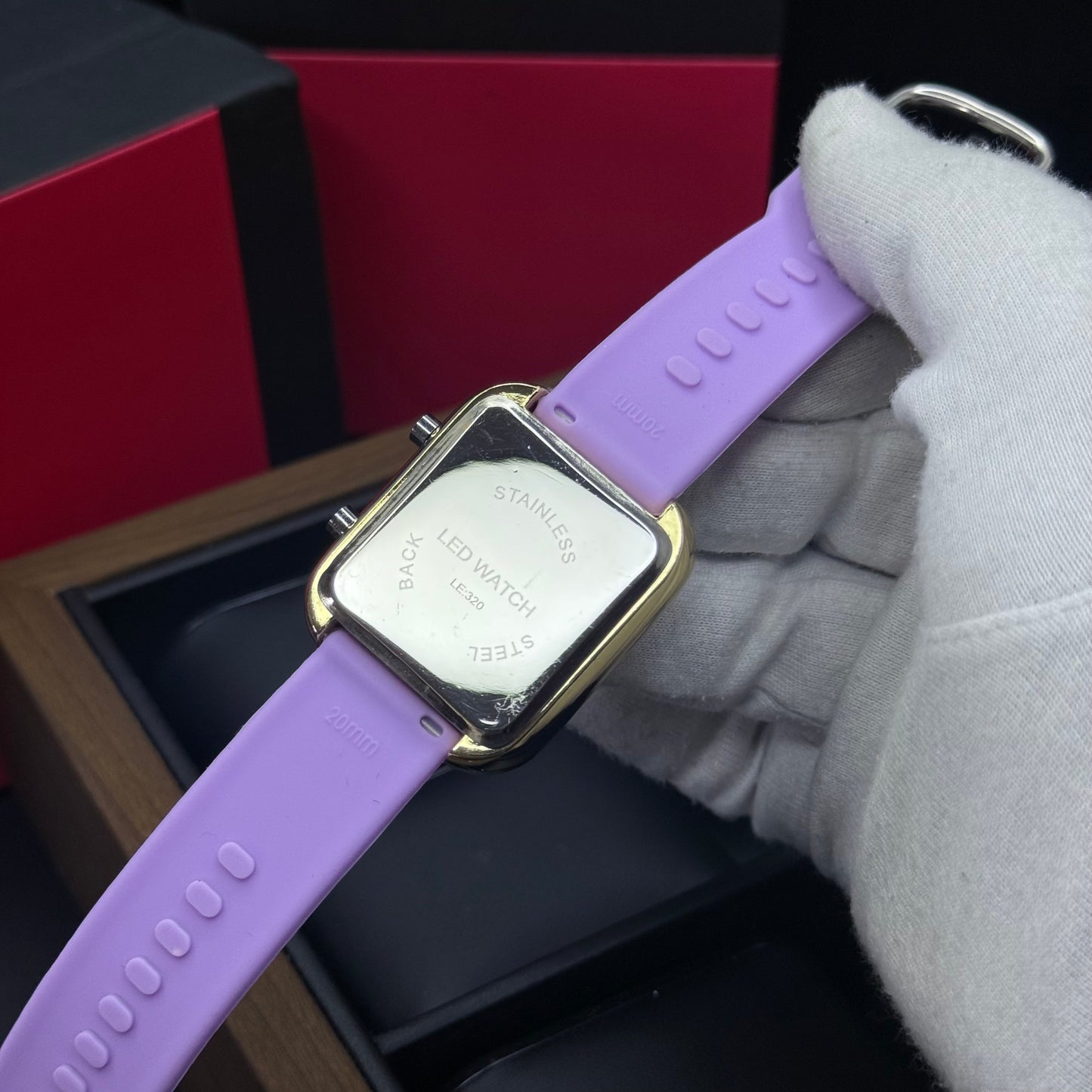 RELOJ DIGITAL ESTILO CUBANO PARA DAMA REF-MDN