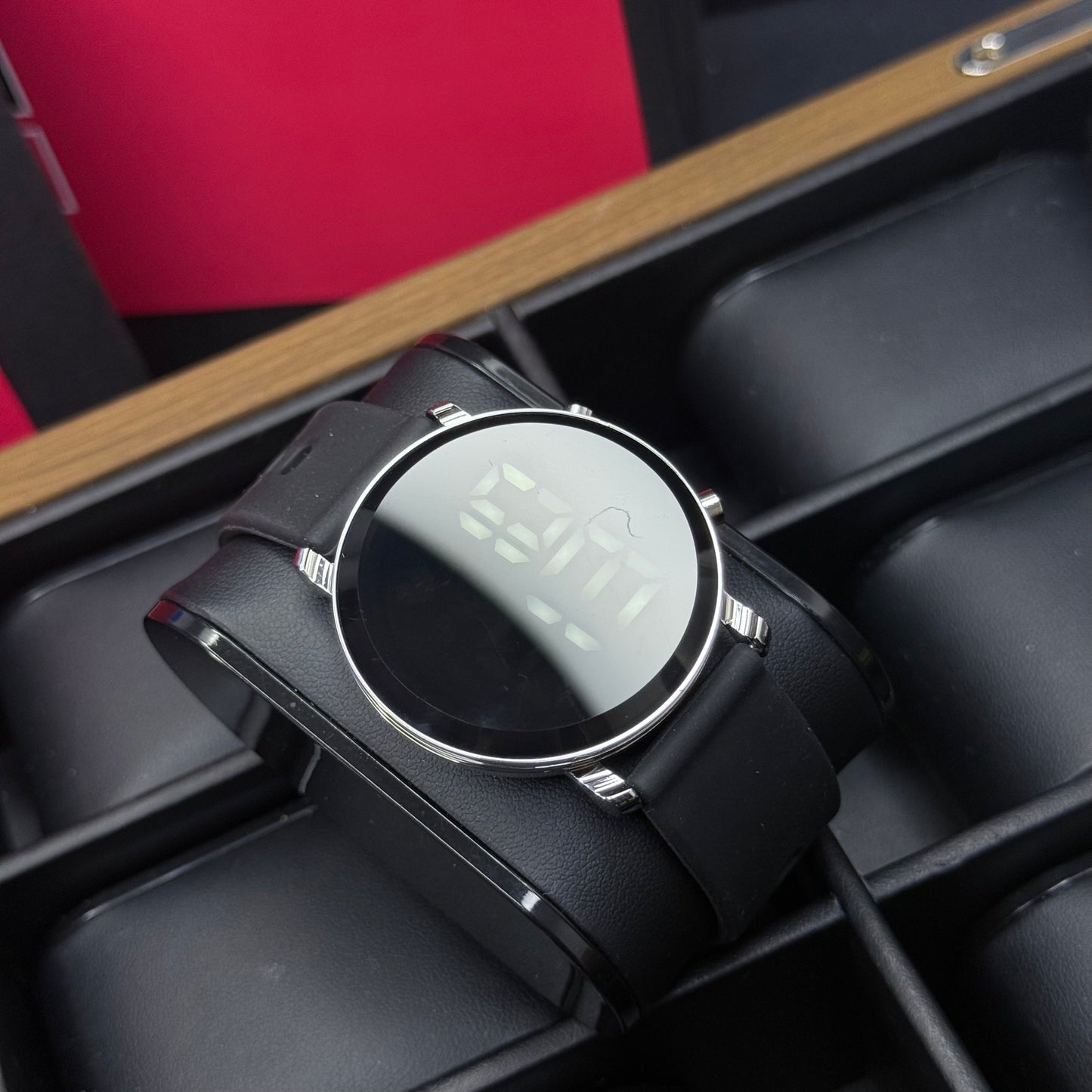 RELOJ DIGITAL ESTILO CUBANO PARA DAMA REF-NPN