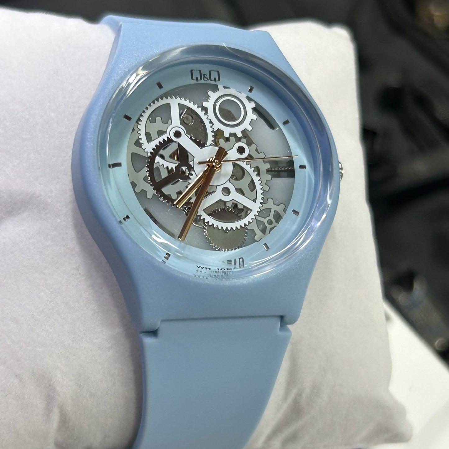 QyQ TIPO SWATCH  UNISEX UN HOMBRE Y DAMA  ORIGINAL REF-V39A-503VY