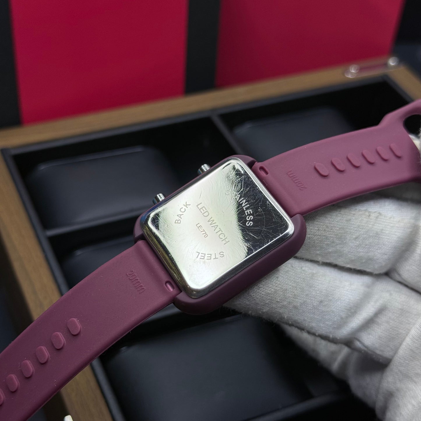 RELOJ DIGITAL UNISEX REF - VN