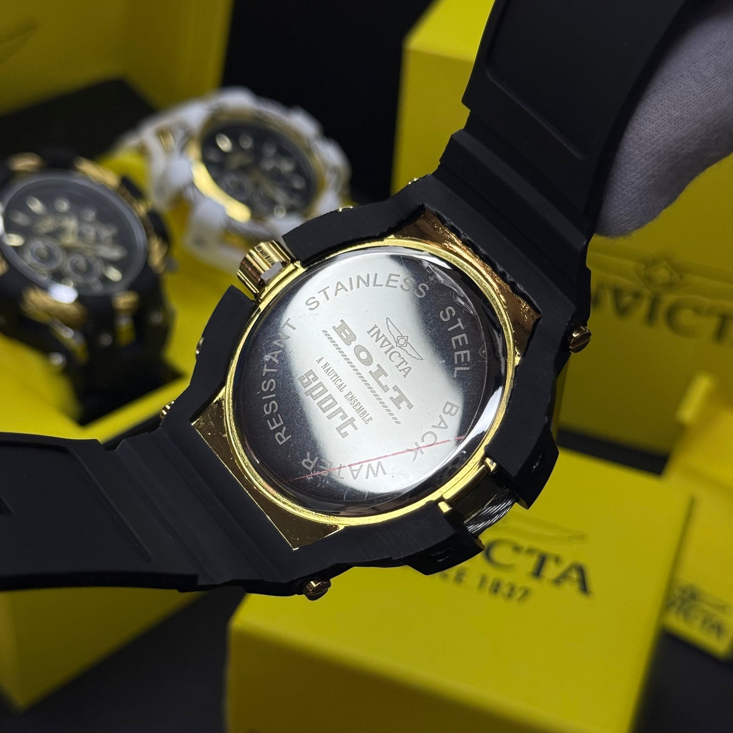 INVICTA BOLT SPORT    PARA HOMBRE REF-40262 NPN