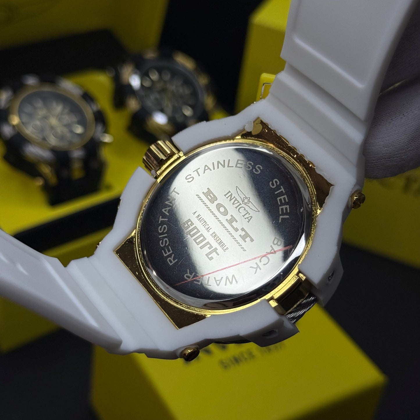 INVICTA BOLT SPORT    PARA HOMBRE REF-40262 BN