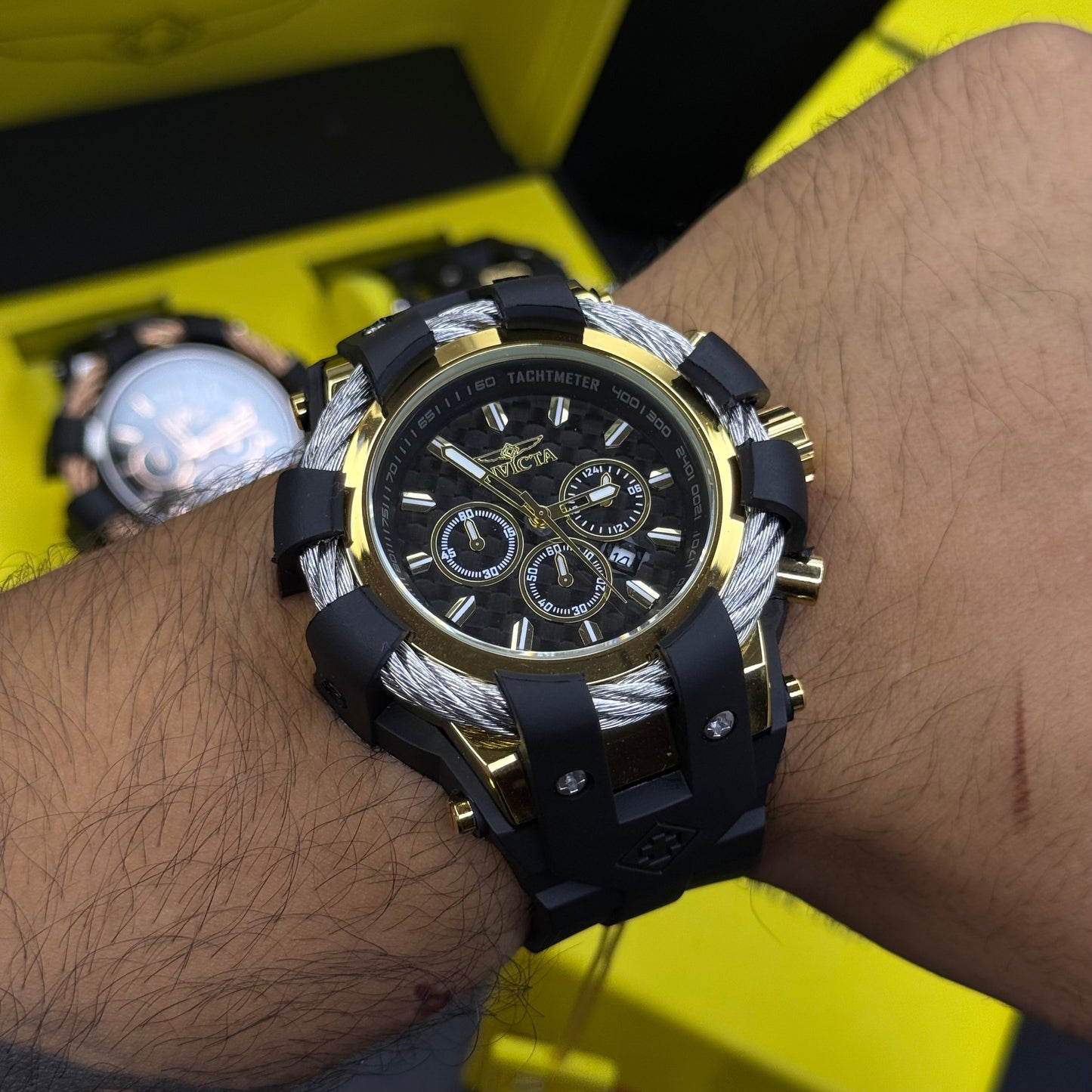 INVICTA BOLT SPORT    PARA HOMBRE REF-40262 NPN