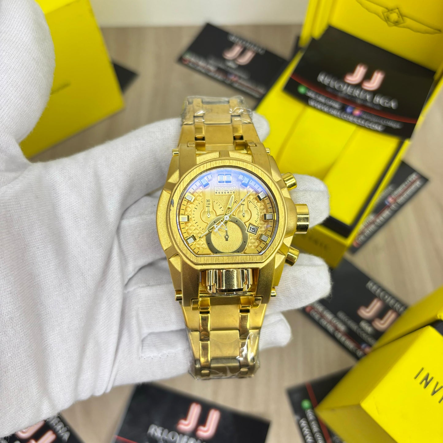 INVICTA BOLT ACERO PARA DAMA FONDO DORADO  REF-DD